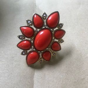Vintage 90’s costume jewelry, flower inspired cabachon statement ring.